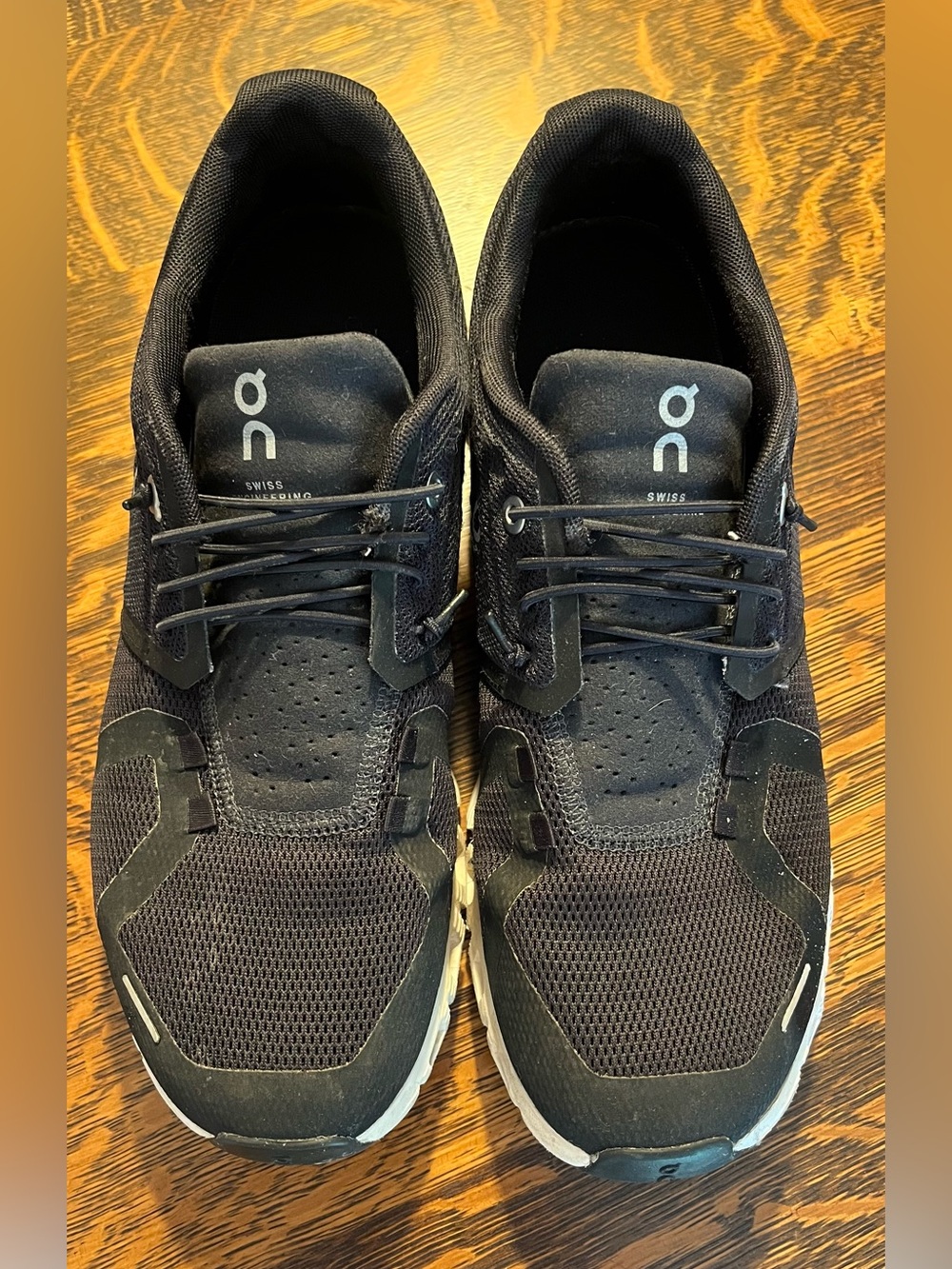 On Cloud 5 Womens Black Athletic Running Sneakers - Picture 2 of 6